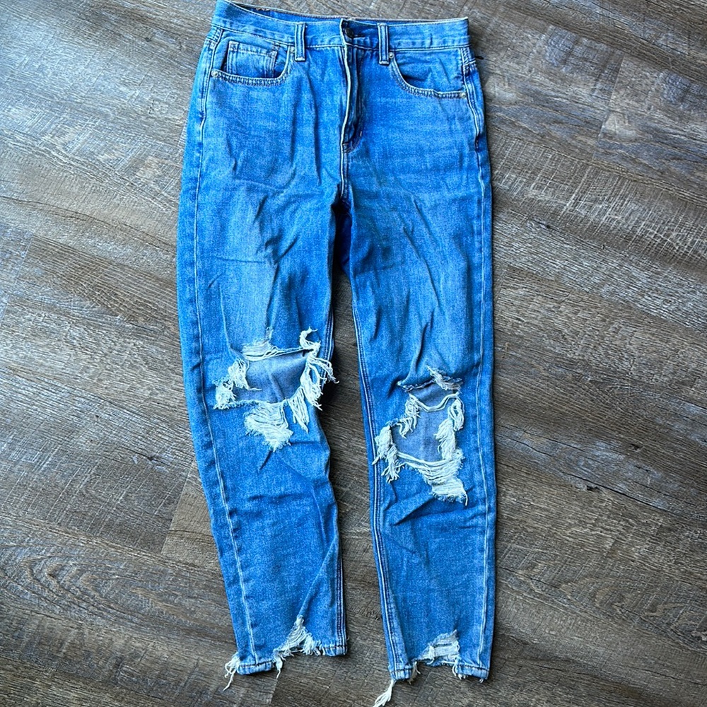 American Eagle high waisted mom jeans
